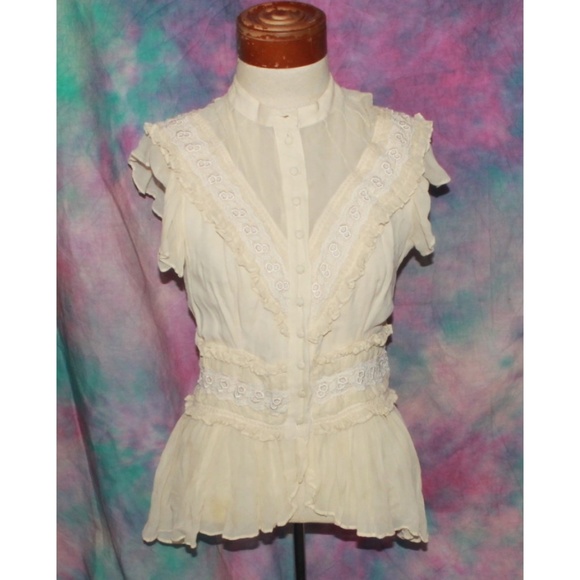 Lace embroidered ruffle flutter sleeve peplum top - Picture 2 of 4
